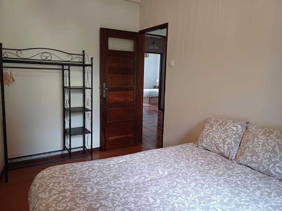Roomy & Patio - 2 Bedroom Flat Porto Kültér fotó