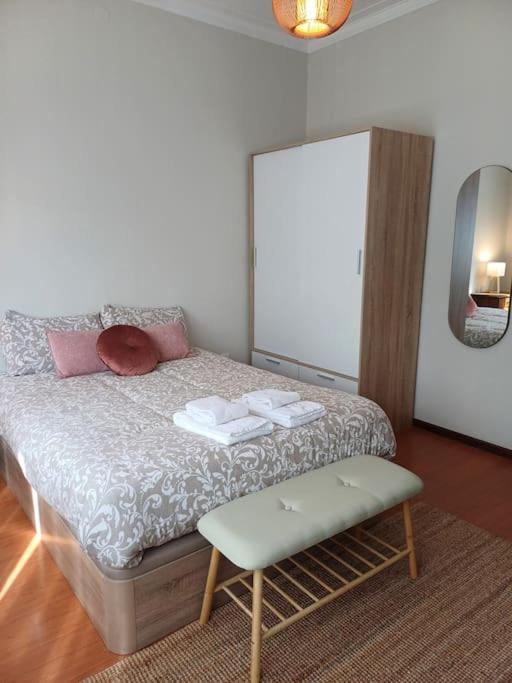 Roomy & Patio - 2 Bedroom Flat Porto Kültér fotó